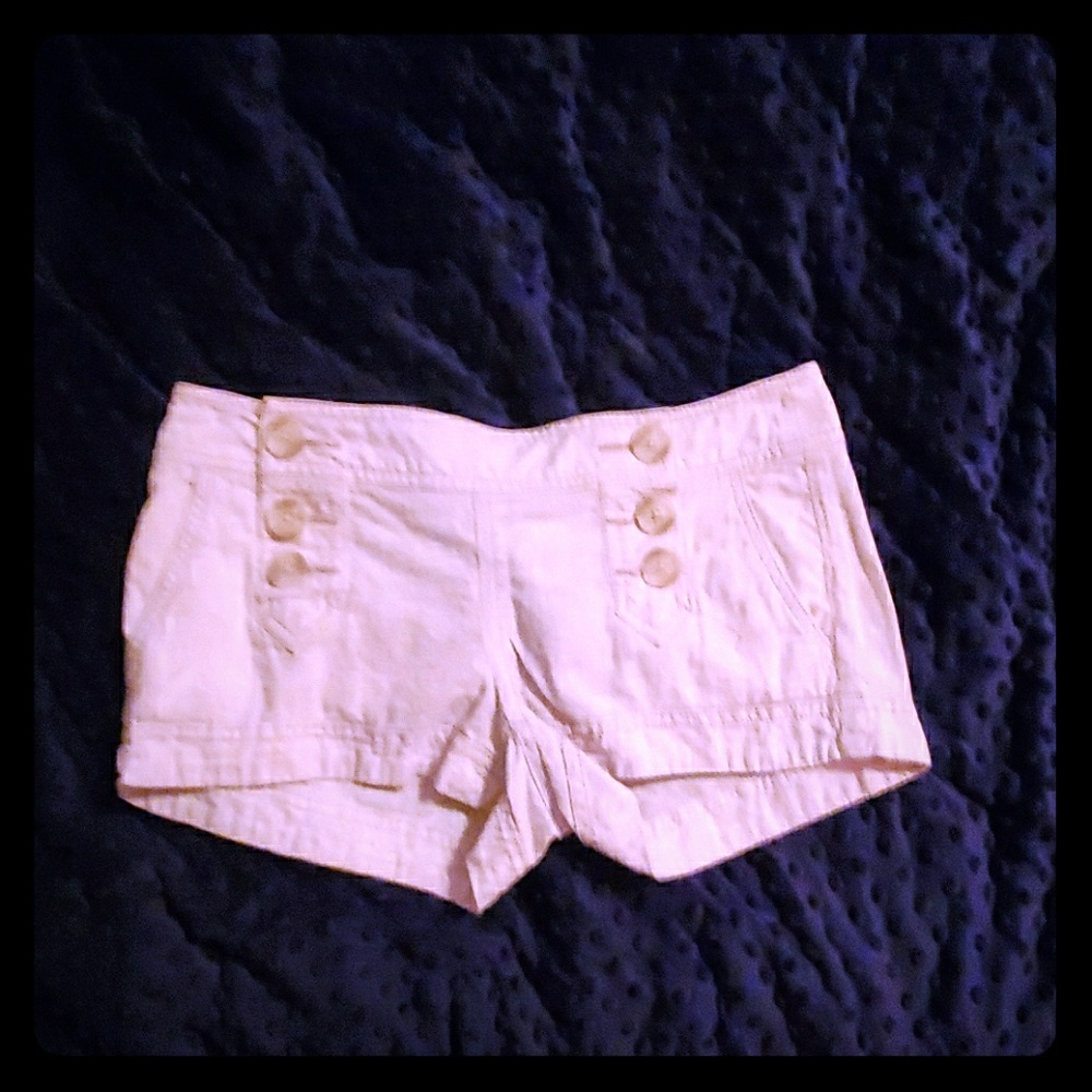 Express linen shorts